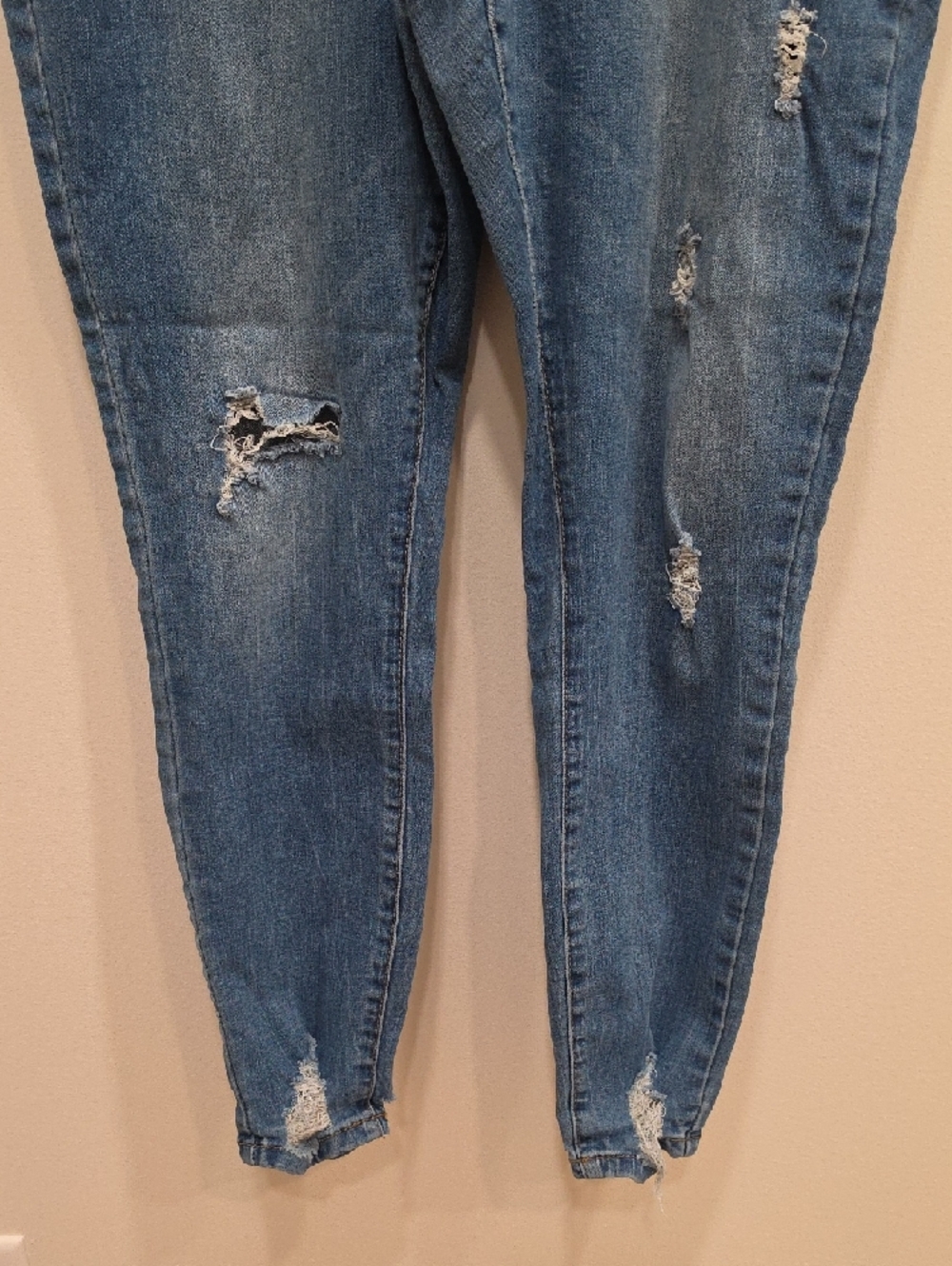 Distressed Skinny Jeans in Medium Blue - Picture 3 of 6